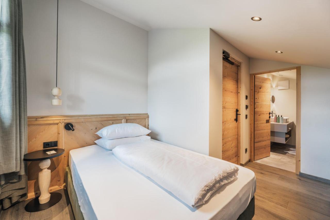 Single Room,1636749357:JPEG